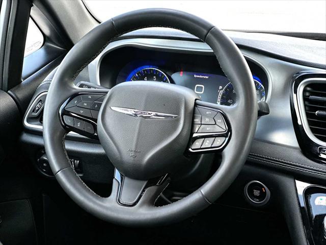 2023 Chrysler Pacifica Touring