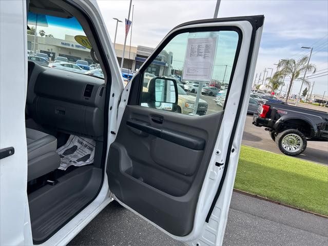 2016 Nissan 2500 SV V6