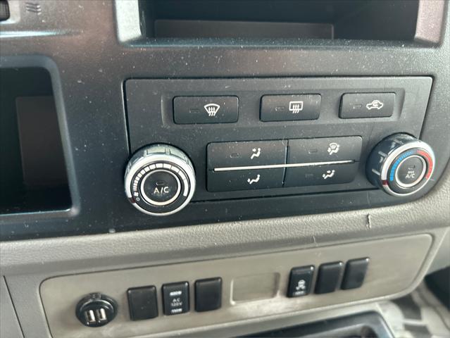2016 Nissan 2500 SV V6