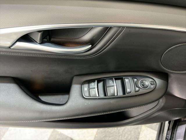 2023 INFINITI QX55 LUXE AWD