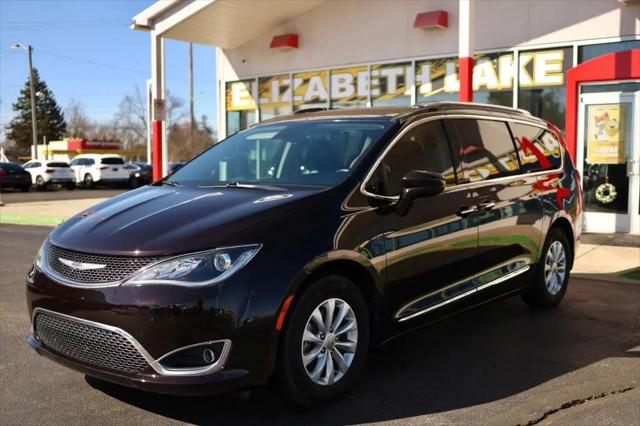 2019 Chrysler Pacifica Touring L for sale in Waterford, MI