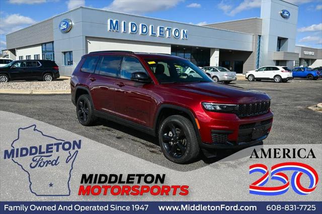 2023 Jeep Grand Cherokee L Altitude 4x4 for sale in Middleton, WI