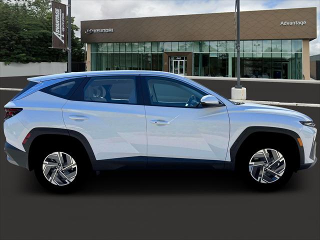 2026 Hyundai Tucson Hybrid Blue SE