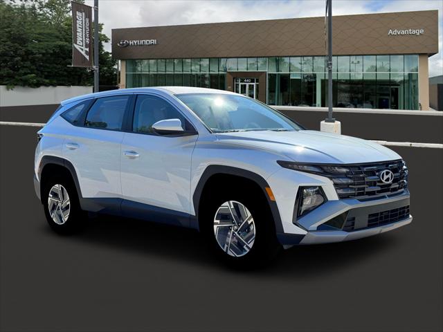 2026 Hyundai Tucson Hybrid Blue SE
