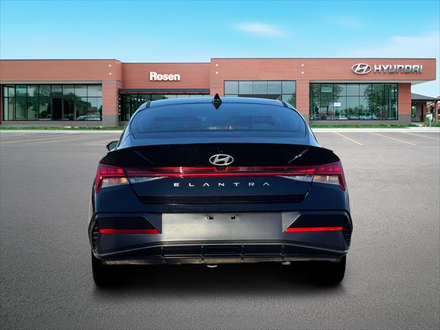 2026 Hyundai Elantra SEL Sport Premium