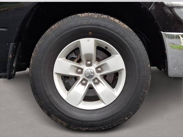 2024 Ram 1500 Classic SLT Quad Cab 4x4 6'4" Box