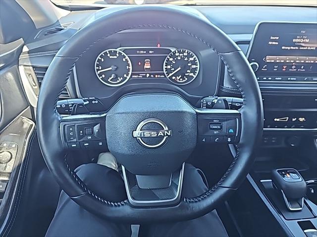 2025 Nissan Rogue SV FWD
