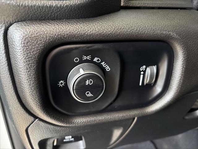2025 Ram 1500 Tradesman Crew Cab 4x2 5'7" Box