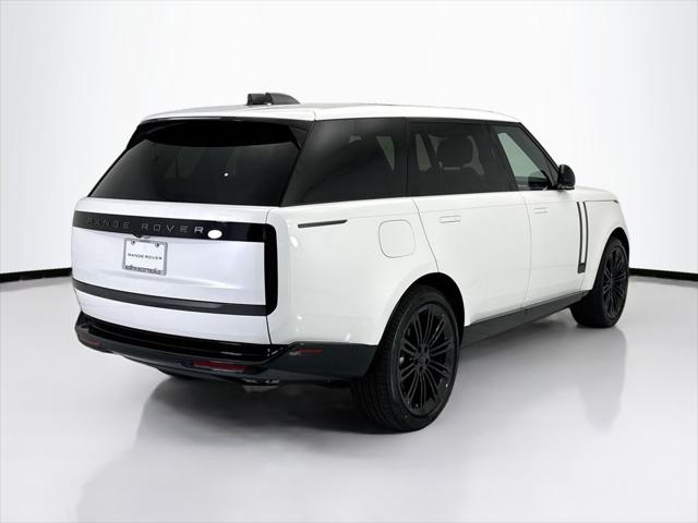 2026 Land Rover Range Rover P530 SE 7 Seat