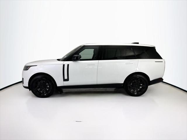 2026 Land Rover Range Rover P530 SE 7 Seat