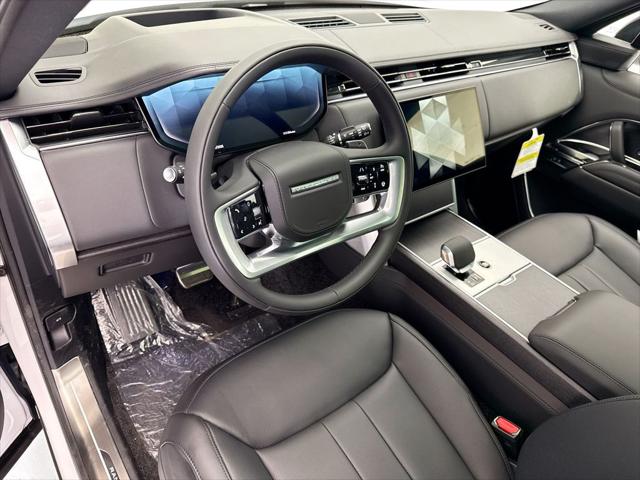 2026 Land Rover Range Rover P530 SE 7 Seat