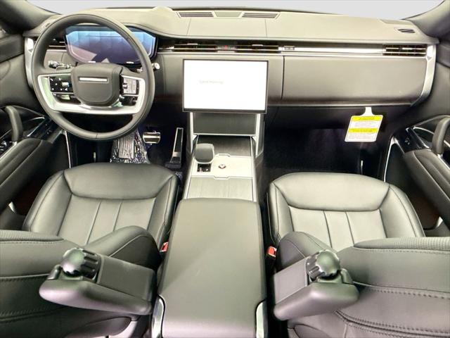 2026 Land Rover Range Rover P530 SE 7 Seat