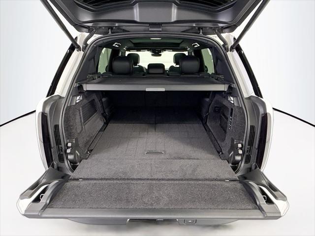 2026 Land Rover Range Rover P530 SE 7 Seat