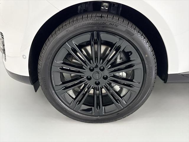 2026 Land Rover Range Rover P530 SE 7 Seat