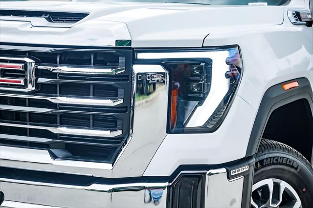 2026 GMC Sierra 2500HD Double Cab, Standard Bed, SLE, RWD