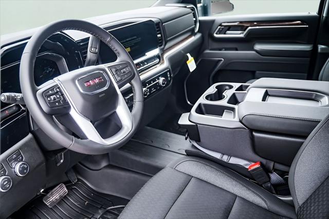2026 GMC Sierra 2500HD Double Cab, Standard Bed, SLE, RWD