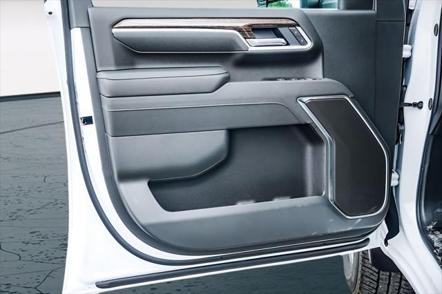 2026 GMC Sierra 2500HD Double Cab, Standard Bed, SLE, RWD
