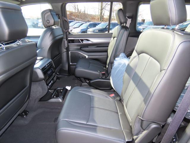 2026 Jeep Grand Wagoneer Upland 4x4