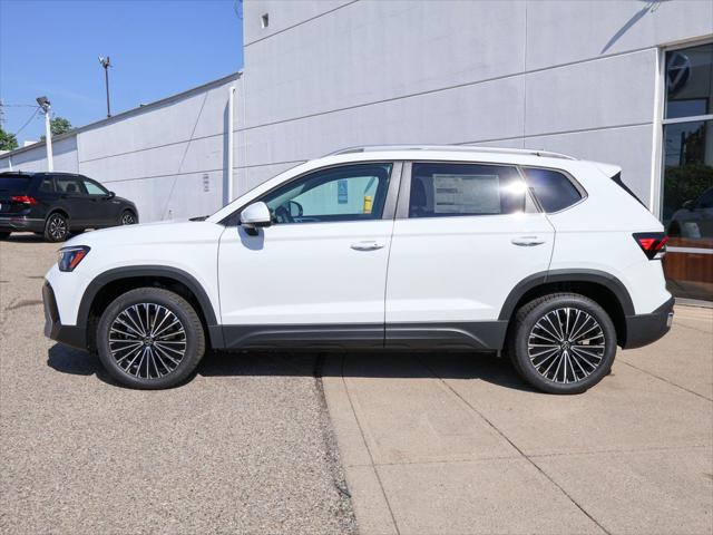 2026 Volkswagen Taos SE