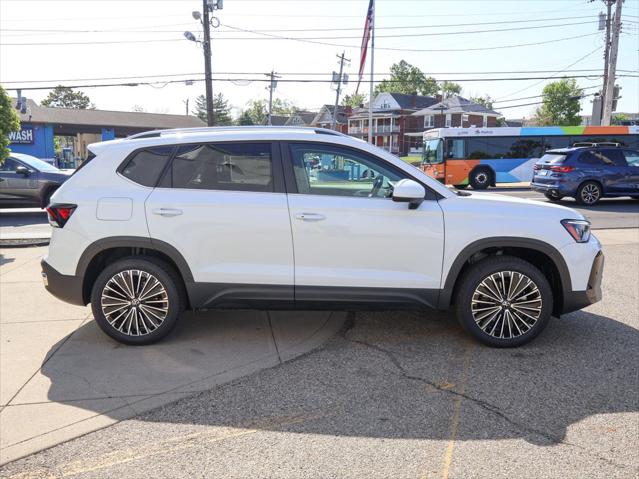 2026 Volkswagen Taos SE