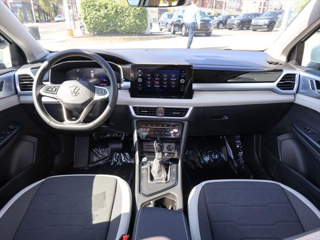 2026 Volkswagen Taos SE
