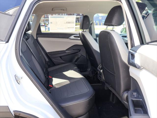 2026 Volkswagen Taos SE