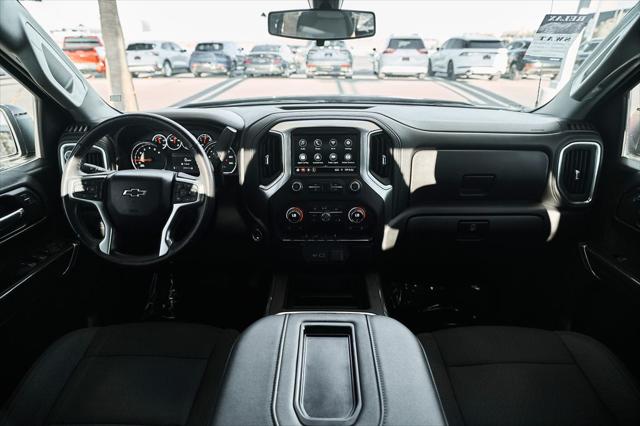 2022 Chevrolet Silverado 1500 4WD Crew Cab Short Bed RST