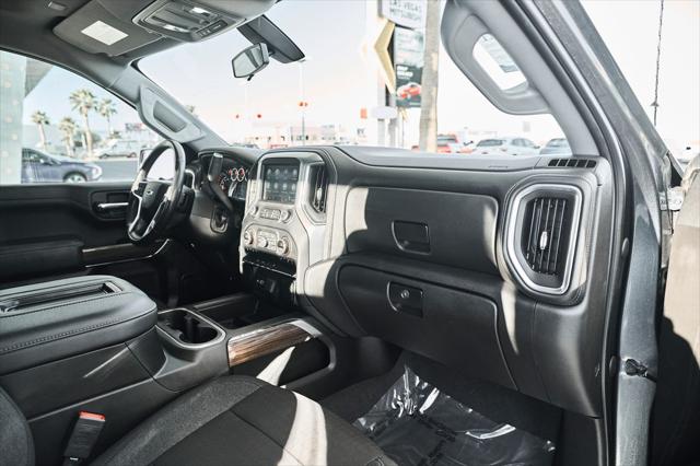 2022 Chevrolet Silverado 1500 4WD Crew Cab Short Bed RST