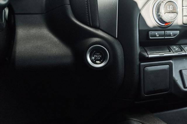 2022 Chevrolet Silverado 1500 4WD Crew Cab Short Bed RST