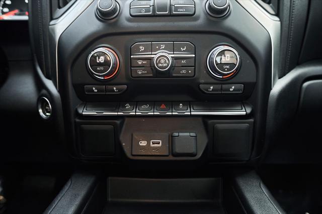 2022 Chevrolet Silverado 1500 4WD Crew Cab Short Bed RST