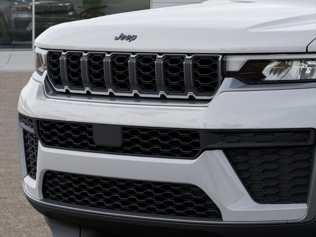 2026 Jeep Grand Cherokee Altitude 4x2