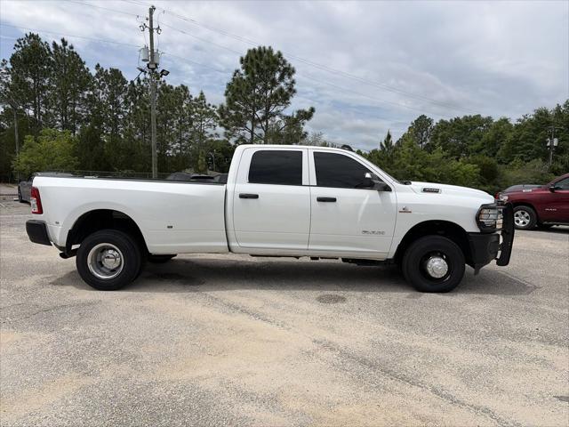 2022 Ram 3500 Tradesman Crew Cab 4x4 8' Box