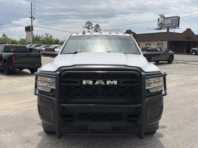 2022 Ram 3500 Tradesman Crew Cab 4x4 8' Box
