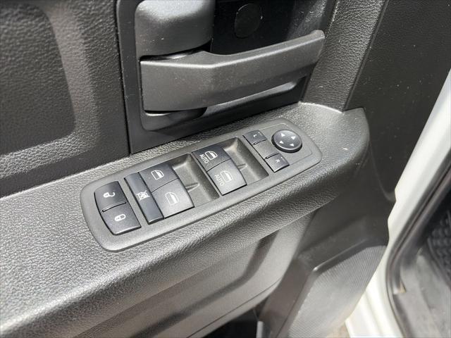 2022 Ram 3500 Tradesman Crew Cab 4x4 8' Box