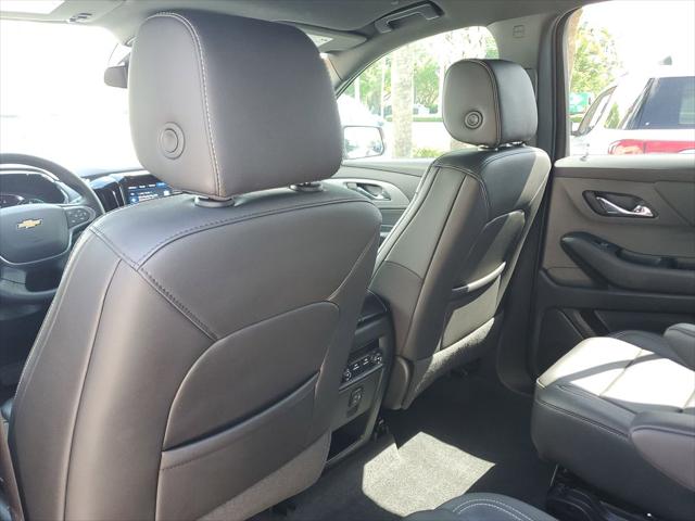 2023 Chevrolet Traverse FWD LT Leather