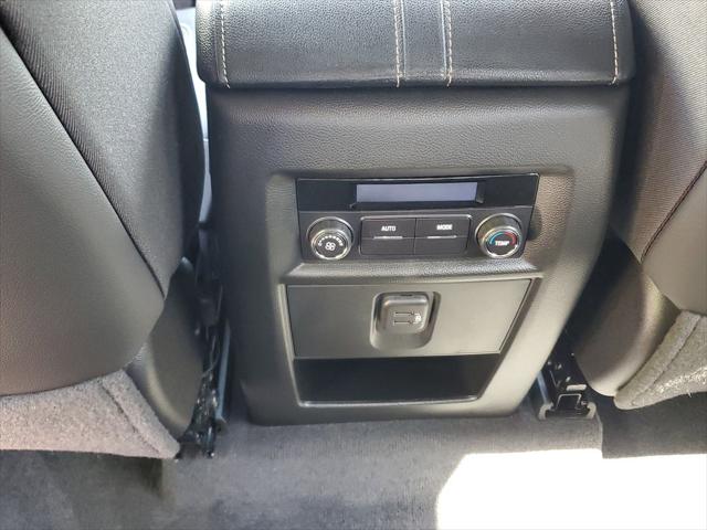2023 Chevrolet Traverse FWD LT Leather