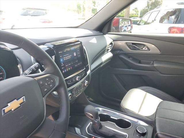 2023 Chevrolet Traverse FWD LT Leather