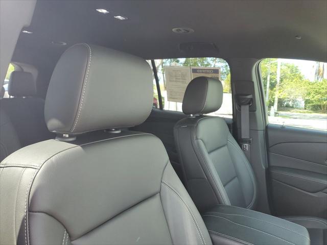 2023 Chevrolet Traverse FWD LT Leather