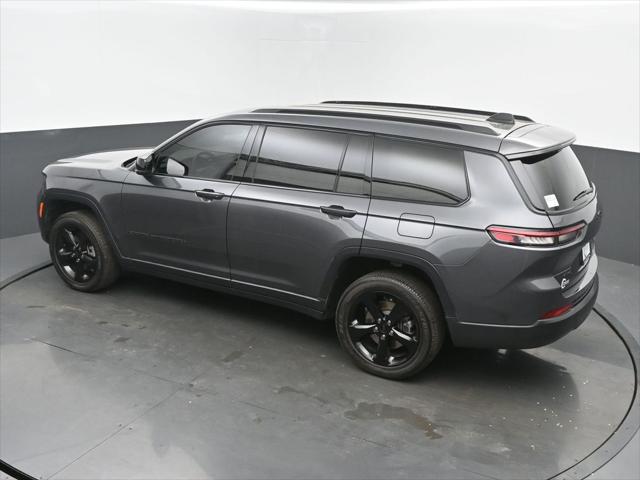 2023 Jeep Grand Cherokee L Altitude 4x4