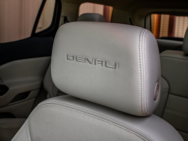 2020 GMC Acadia AWD Denali