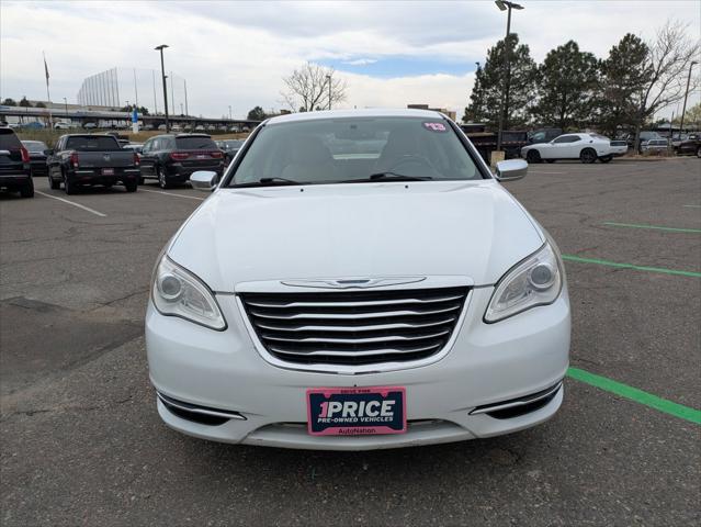 2013 Chrysler 200 Limited