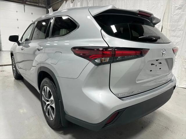 2025 Toyota Highlander XLE