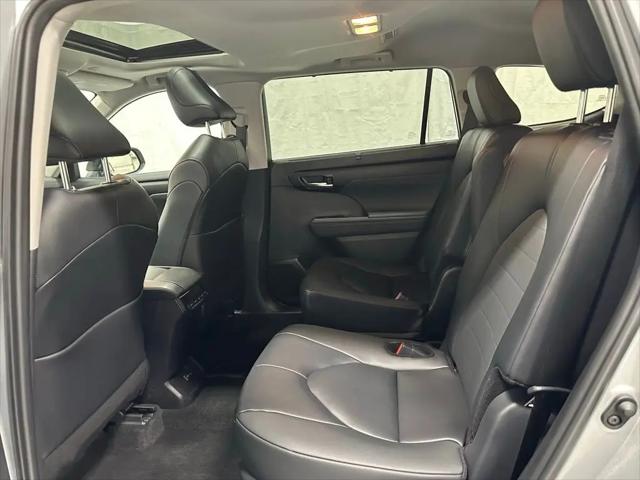 2025 Toyota Highlander XLE