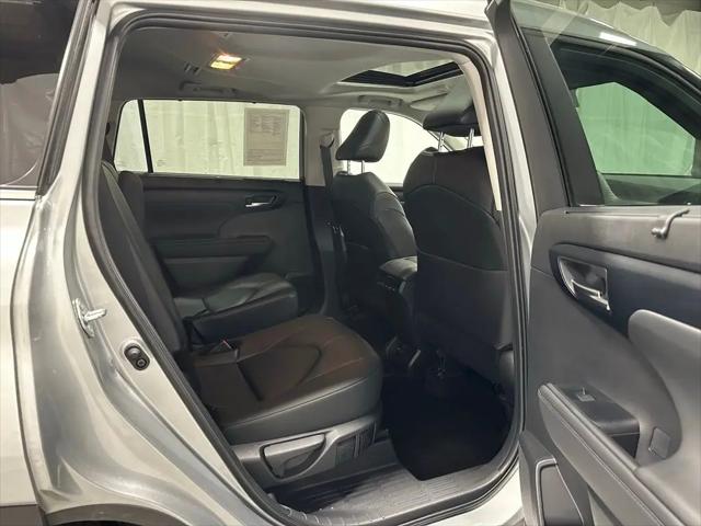 2025 Toyota Highlander XLE