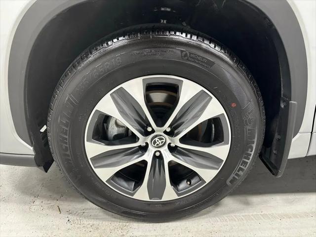 2025 Toyota Highlander XLE