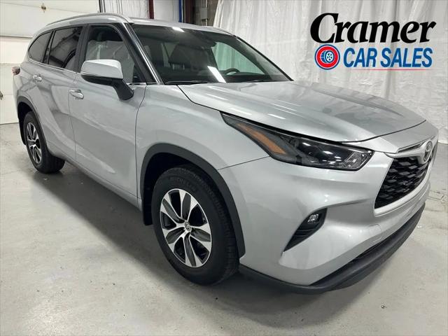 2025 Toyota Highlander XLE for sale in Middletown, PA