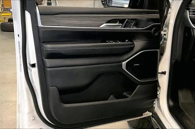 2024 Jeep Wagoneer Series II 4x2