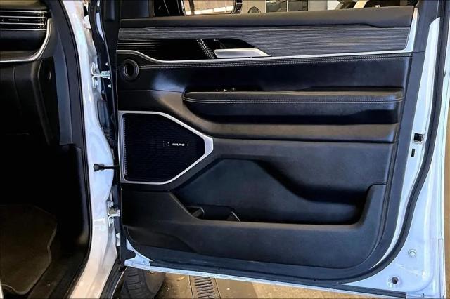 2024 Jeep Wagoneer Series II 4x2