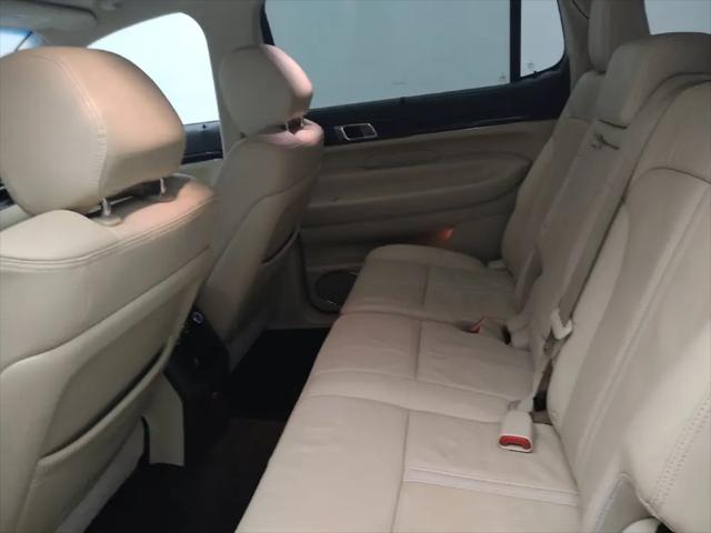 2019 Lincoln MKT Reserve