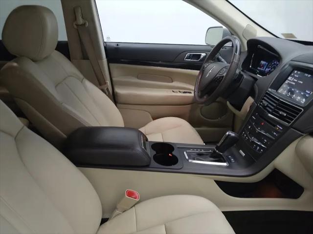 2019 Lincoln MKT Reserve